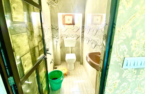 Lake Swaroop Sagar Hotel | Picturesque Lake View Rooftop Retreat in Lakecity