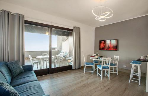 Someraro House | Discover Lake View Terrace with Family and Pets Welcome