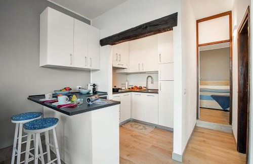Someraro House | Discover Lake View Terrace with Family and Pets Welcome