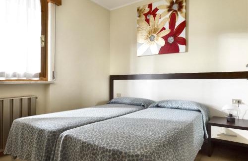 Campagnola Apartment | Scenic Lake View Apartments with Oceanfront Access