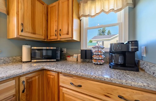 Alpena House | Lake Views | King Bed | Fenced