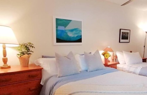 East Kootenay Resort | Lakefront Mountain View Property with Beach & Family Amenities