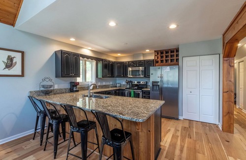 Tuckasegee House | Inviting 5BR Cabin with Hot Tub, Fire Pit & Easy Access