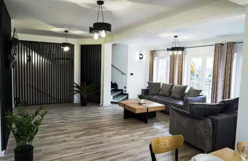 Czorsztyn Apartment | Lakefront apartment
