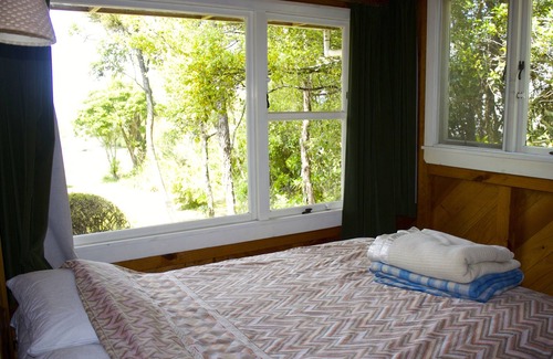 Kuratau Cottage | Idyllic Lakefront Retreat at Kuratau with Family-Friendly Amenities
