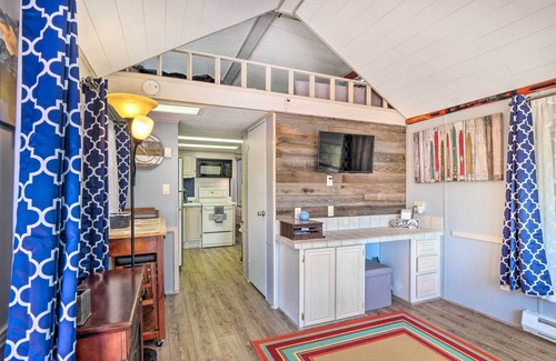 Breckenridge Cabin | Pet-Friendly Breckenridge Cabin with Deck & Pool Access
