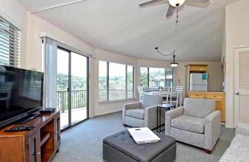 Lakeway House | Tranquil Lakefront Bungalow with Pool & Hot Tub Awaits