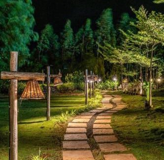 Thakursai House | Lakefront Cabin 5 by Tranquil Stays