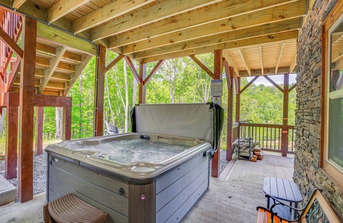 Elk Park Cabin | Lakefront Cabin in Elk Park w/Hot Tub & Mtn Views