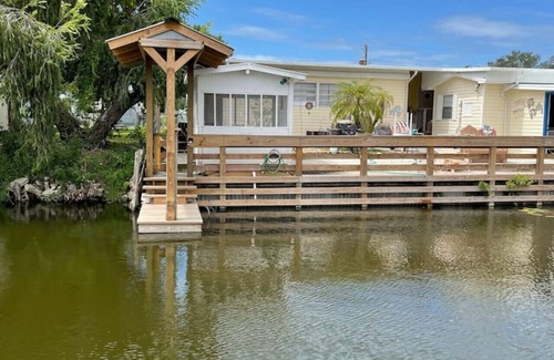 Buckhead Ridge House | Pet-Friendly Lakefront Cabin for Your Family Getaway
