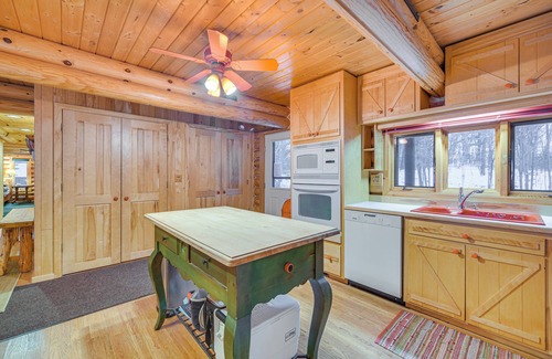 Webster Cabin | Lakefront Cabin w/Sauna & Dock in Webster!