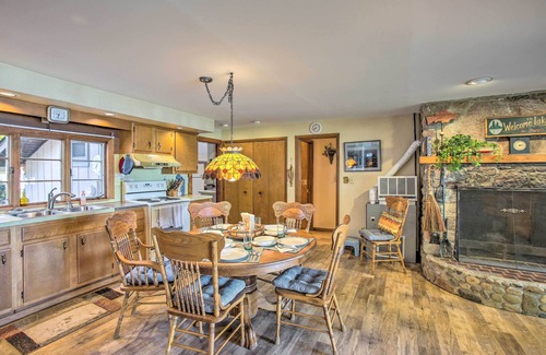 Cedar Cottage | Lakefront Cedar Cottage: Enclosed Porch & Scenic Views