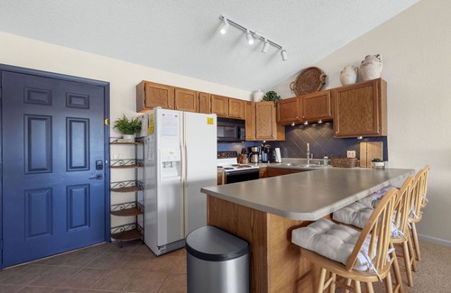 Osage Beach Condo | Beautiful Lakefront Condo with Spectacular Views & Boat Slip