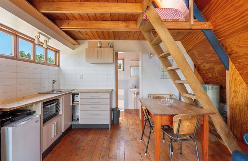 Tauranga Taupo House | Lakefront Cottage - Lake Taupo Holiday Home