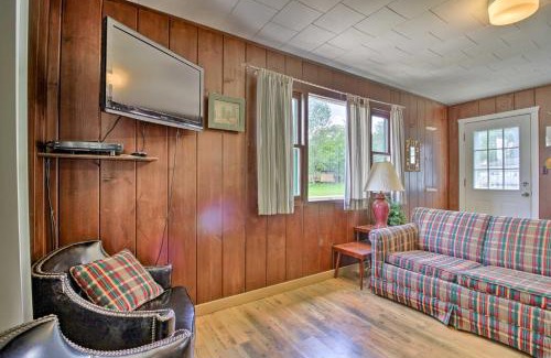 Dent House | Lakefront Dent Cabin: Pet-Friendly with Boat Rentals