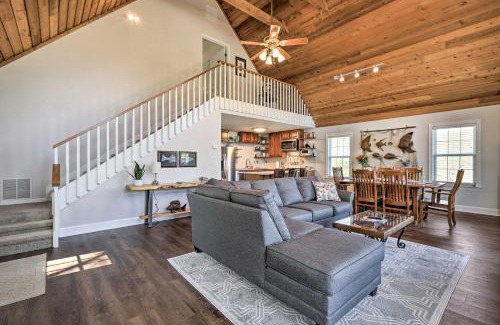 Eatonton House | Lakefront Getaway in Eatonton: Family-Friendly Retreat