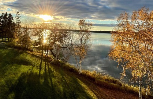 Birchwood Condo | Lakefront Efficiency Condo with Indoor Pool/Hot Tub - Tagalong Resort Unit 431B