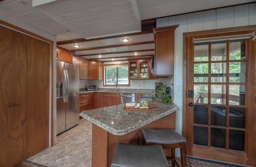 Innsbrook Ski Chalet | Lakefront Escape by Innsbrook Vacations!