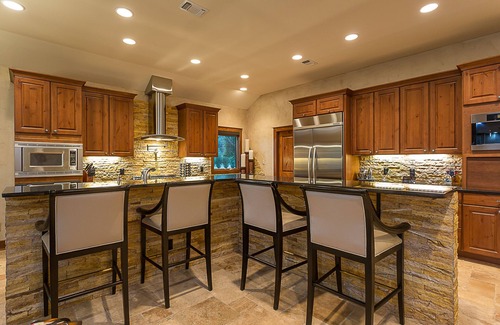Horseshoe Bend Estates House | Idyllic Lakefront Retreat on Beautiful Lake Austin