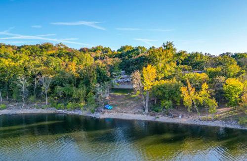 Shell Knob House | Lakefront Gem with Screened Porch and Game Room!