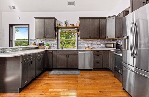 Tobyhanna House | Lakefront Getaway: Hot Tub, Kayaks & Game Room Awaits!