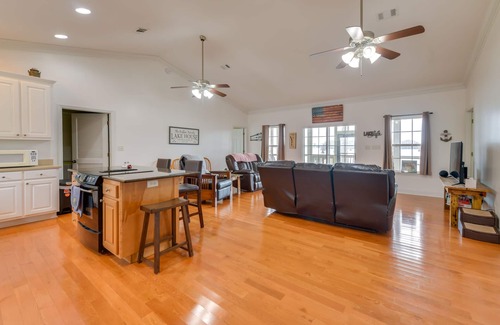 Cobb House | Serene Lakefront Georgia Retreat with Fire Pit & Boat Dock