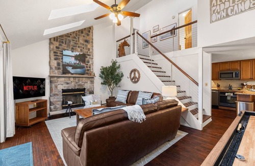 Pocono Lake House | Lakefront Getaway w/Sauna, Hot Tub, Kayaks, Fire Pit & Beach Access!