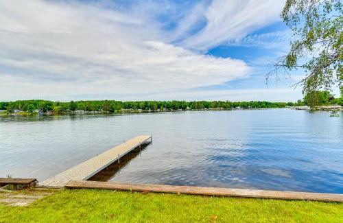 Gladwin House | Lakefront Gladwin Getaway: Ideal for Families with Dock!