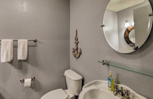 Granbury House | Scenic Lakefront Granbury Home with Dock and Hot Tub