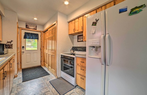 Hawks House | Lakefront Hawks Getaway: Fire Pit, Kayaks & Ocean Views