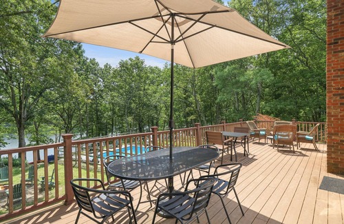 Pocono Mountain Lake House | Lakefront Retreat with Private Pool and Hot Tub, Rated 9.8