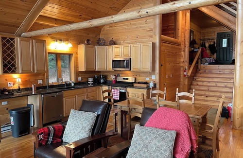 Lac du Flambeau House | Explore Hemlock House: Lakefront Fun with Spa & Hot Tub