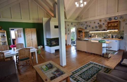 Nadole House | Cozy Lakefront Cottage in Nadole with Pet-Friendly Perks
