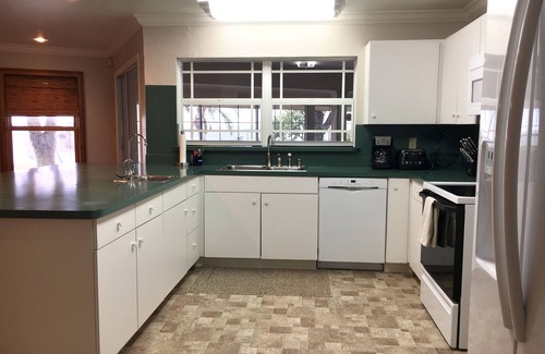 Lake Placid House | Beautiful Lakefront Home on Lake Placid with Private Beach