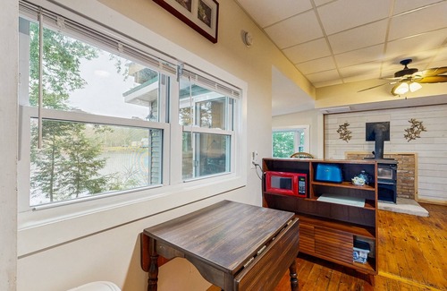 Augusta Cottage | Cozy Lakefront Retreat with Decks, Canoe & Scenic Views