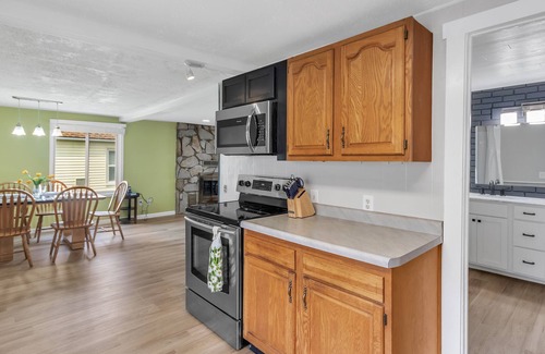 Ada House | Lakefront Home sleeps 10 on small quiet lake
