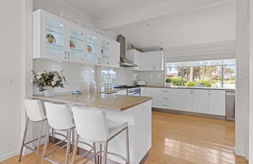 Chittaway Bay House | Idyllic Lakefront Home with Direct Access to Ourimbah Creek