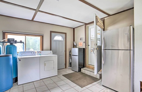 Ada House | Lakefront Home w/ Dock & Grill ~ 8 Mi to Ada!