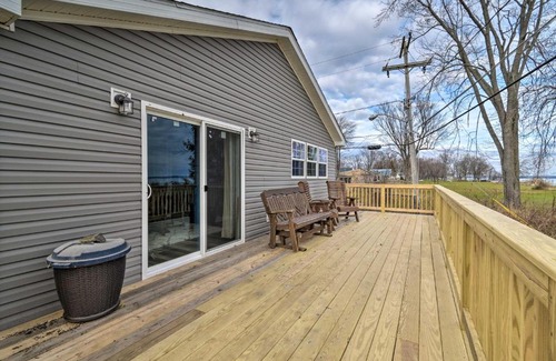 Bridgeport House | Lakefront Retreat with Deck, Dock & Family-Friendly Fun
