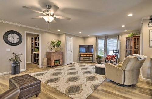 Bridgeport House | Lakefront Retreat with Deck, Dock & Family-Friendly Fun