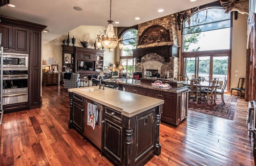 Osceola Cabin | Premier Lakeside Retreat with Sports and Family Amenities