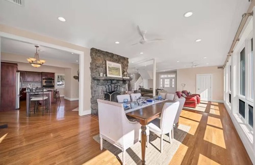Hopatcong House | Lakefront Hopatcong w/dock kayaks fishing near NYC