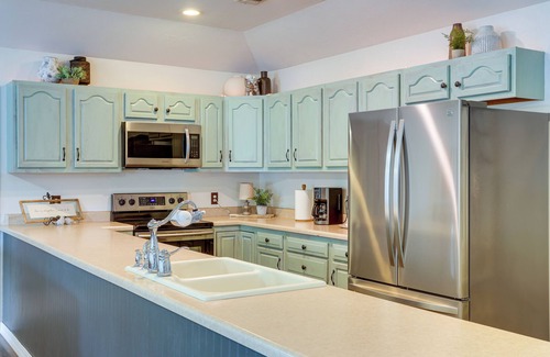 Horseshoe Bend House | Lakefront Escape in Horseshoe Bend with Boat Dock & Spa