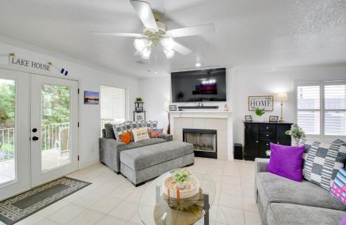 Hot Springs Apartment | Top-Rated Lakefront Hot Springs Duplex with Shared Dock