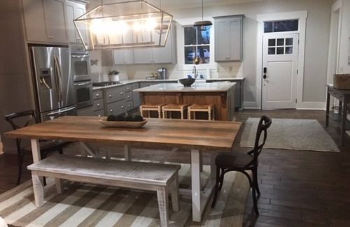 Guntersville House | Lakefront House with Breathtaking Views and Ample Parking