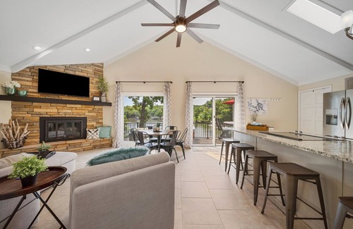 Osage Beach House | Idyllic Lakefront House with Private Dock for Adventure