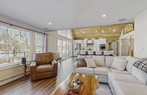 Gray House | Big Birch: Lakefront Retreat with Private Beach & Kayaks