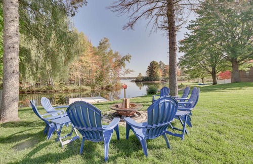Kalkaska House | Cozy Lakefront Kalkaska Cottage with Fire Pit & Ocean Views