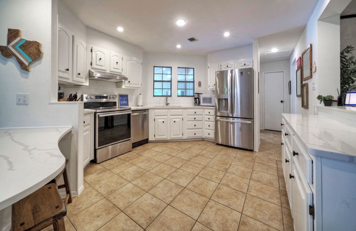 Burnet House | Lakefront LBJ Family Retreat with Private Dock & Pool