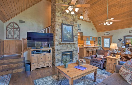 Granbury House | Idyllic Lakefront Retreat: Private Dock & Game Room Awaits!